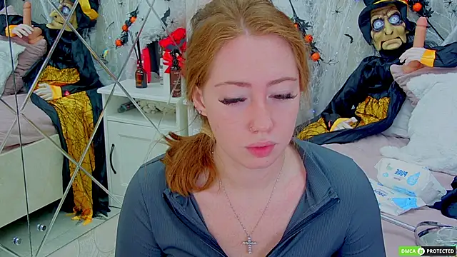 TinaBrook online show from 10-17-25, 04:05