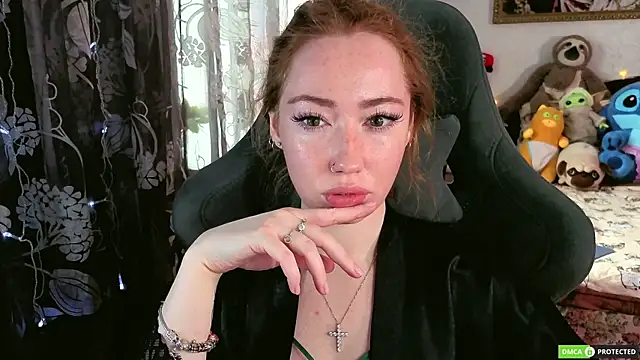 Snapshot of TinaBrook chatting on 04-10-26, 05:03 TinaBrook online show from 04-10-26, 05:03