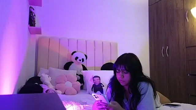 Petit-Rosse online show from 09-21-25, 04:28