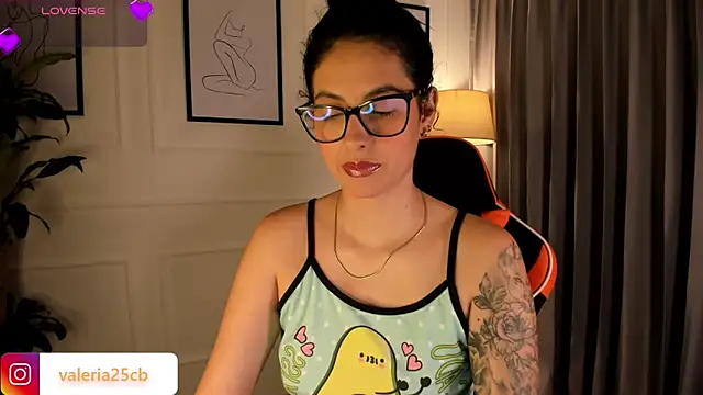 valeriia25  online show from 02-28-25, 12:42