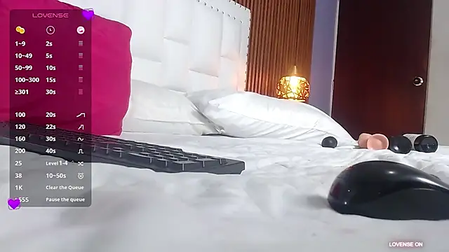 Snapshot of kinkylittlegirll chatting on 03-13-25, 06:26 kinkylittlegirll online show from 03-13-25, 06:26