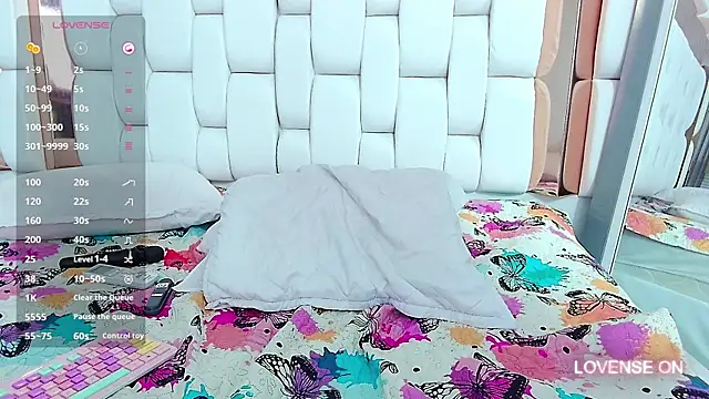 Snapshot of kinkylittlegirll chatting on 01-29-25, 09:23 kinkylittlegirll online show from 01-29-25, 09:23