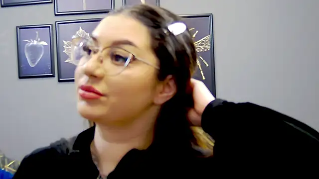 Katewalker  online show from 03-12-25, 06:11