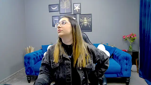 Katewalker  online show from 03-04-25, 06:07