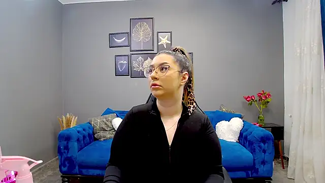 Katewalker  online show from 02-26-25, 06:15