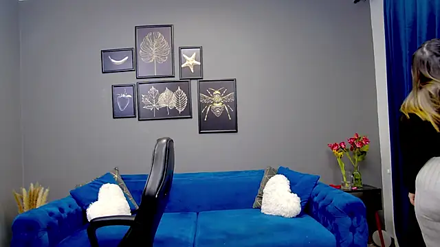 Katewalker  online show from 03-18-25, 06:17