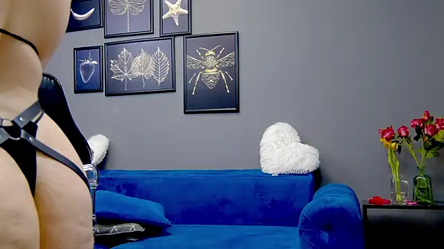 Katewalker  online show from 03-19-25, 12:26