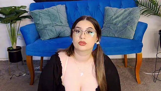 Katewalker  online show from 05-27-26, 10:06