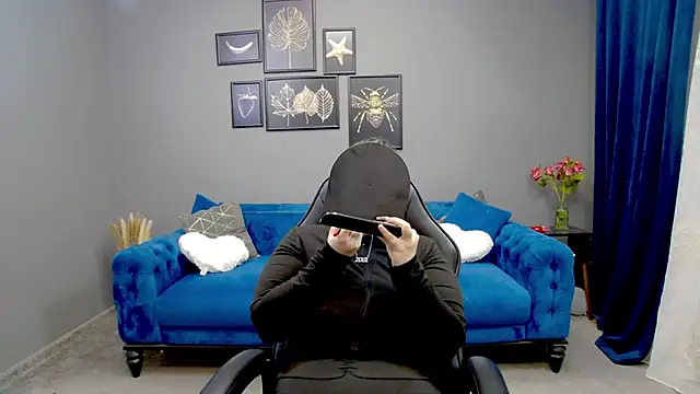 Katewalker  online show from 03-05-25, 06:12