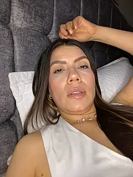 martina contreras online show from 03-06-26, 03:12