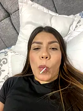 martina contreras online show from 10-26-25, 05:08