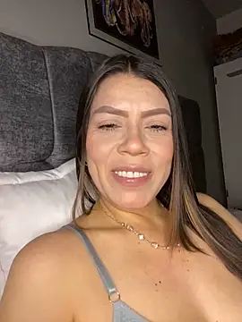 martina contreras online show from 05-11-26, 05:20