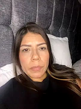 martina contreras online show from 11-01-25, 08:08