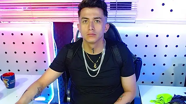 Darko0717 online show from 11-27-25, 11:43