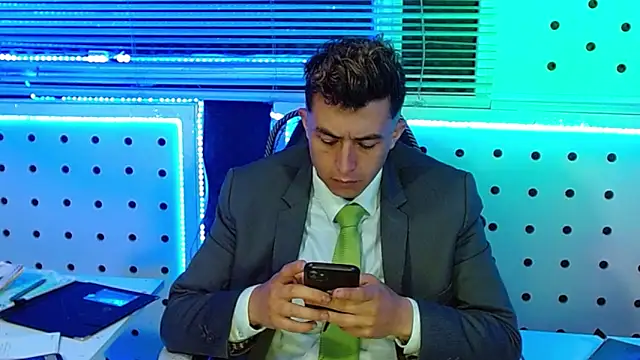 Darko0717 online show from 12-02-25, 11:56