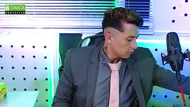 Darko0717 online show from 10-18-25, 12:07