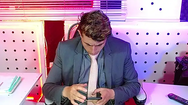 Darko0717 online show from 11-09-25, 02:32