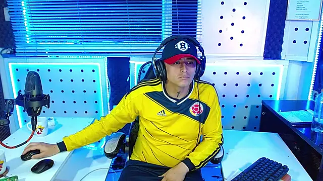 Darko0717 online show from 11-19-25, 12:32