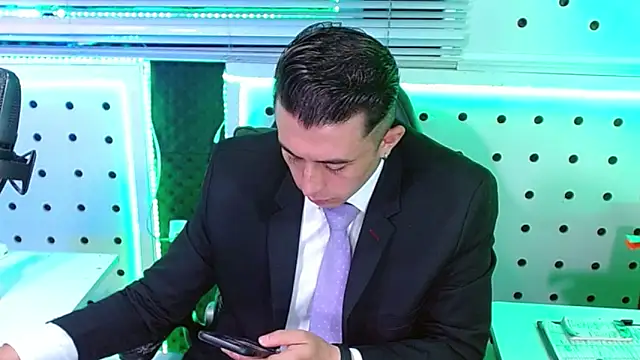 Darko0717 online show from 12-21-25, 03:47