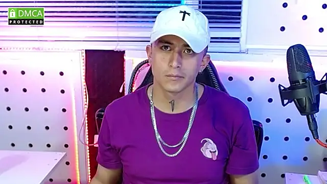 Darko0717 online show from 10-22-25, 01:38