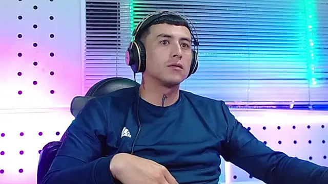 Darko0717 online show from 03-20-26, 02:45