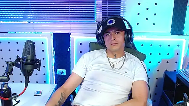 Darko0717 online show from 01-09-26, 02:40