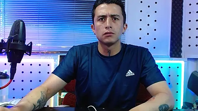 Darko0717 online show from 04-10-26, 12:28