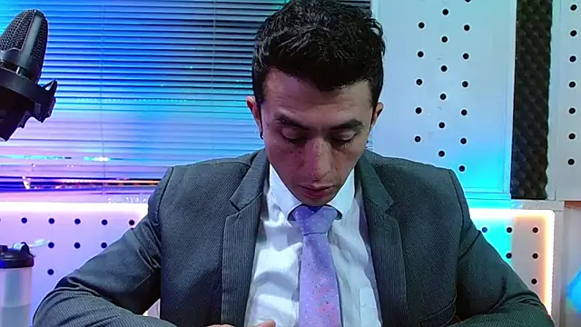 Darko0717 online show from 04-08-26, 01:12