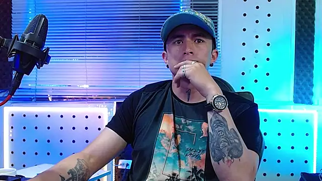 Darko0717 online show from 03-30-26, 01:51