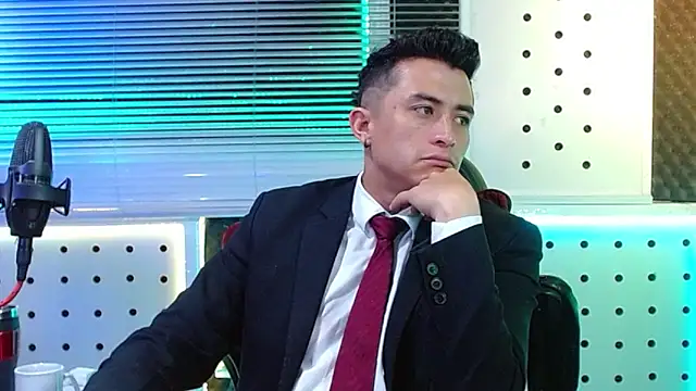 Snapshot of Darko0717 chatting on 05-08-26, 11:25 Darko0717 online show from 05-08-26, 11:25