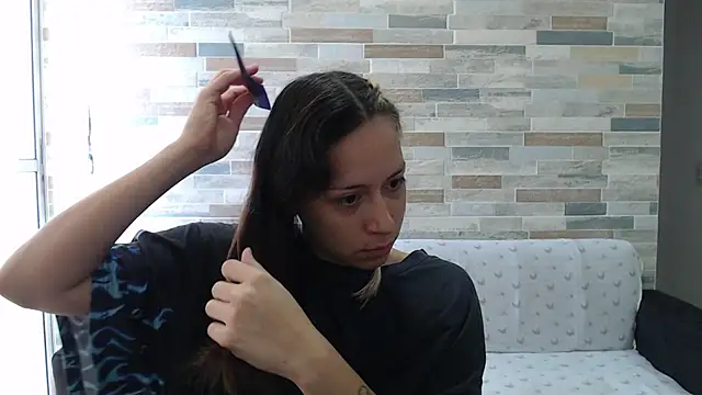 MommyMiaWs online show from 10-05-25, 01:13