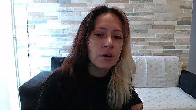 MommyMiaWs online show from 10-08-25, 01:34