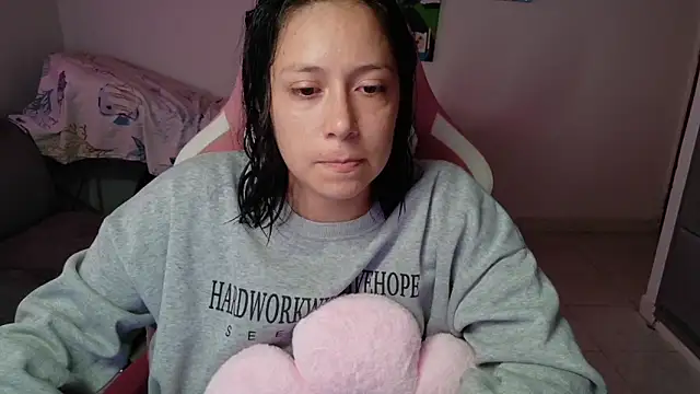 MommyMiaWs online show from 06-30-26, 07:47