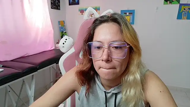 MommyMiaWs online show from 01-17-26, 05:05