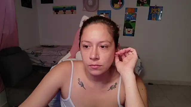 MommyMiaWs online show from 05-27-26, 01:51
