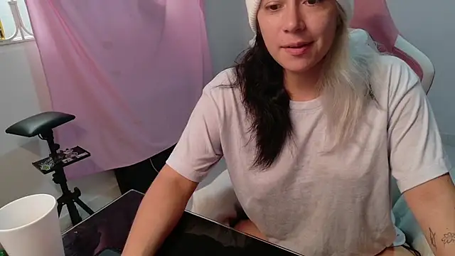 MommyMiaWs online show from 02-17-26, 01:30