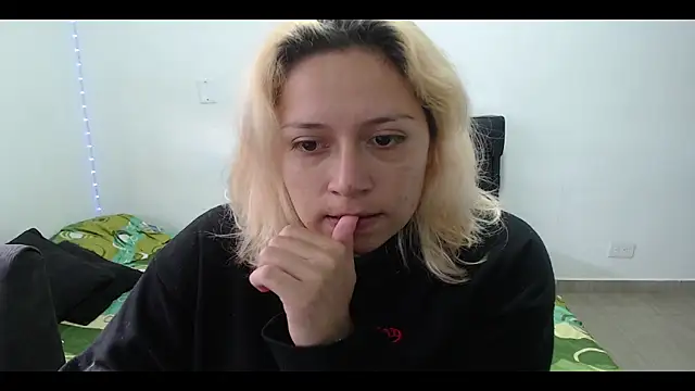 MommyMiaWs online show from 02-23-25, 07:49