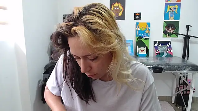 MommyMiaWs online show from 09-19-25, 04:22