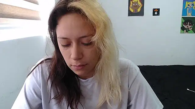 MommyMiaWs online show from 10-15-25, 02:14