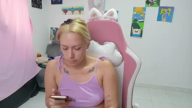 MommyMiaWs online show from 02-11-26, 06:30