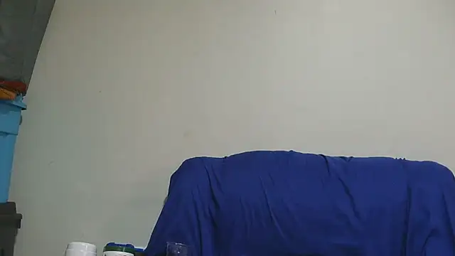 sluttylaura21 online show from 03-27-26, 05:49