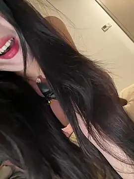Serena-AU online show from 04-21-26, 03:29