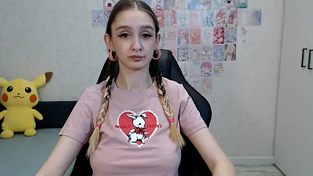 Snapshot of Jackie_Morgan chatting on 03-16-25, 12:23 Jackie Morgan online show from 03-16-25, 12:23