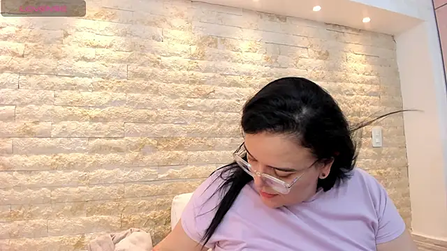 Snapshot of anette_cooper chatting on 11-26-25, 03:50 anette cooper online show from 11-26-25, 03:50