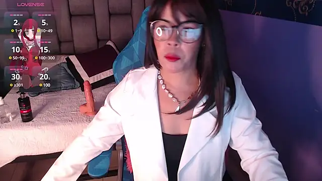 Snapshot of Abril_Beltran_ chatting on 03-21-25, 09:56 Abril Beltran  online show from 03-21-25, 09:56