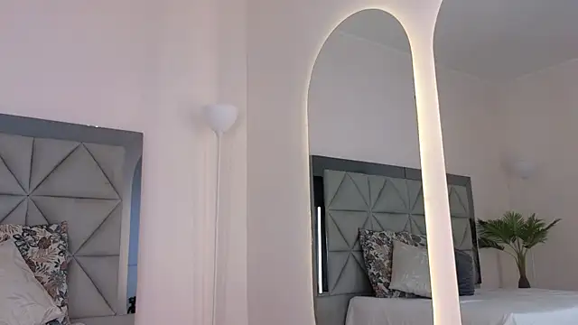 kylie reyes online show from 11-19-25, 08:09