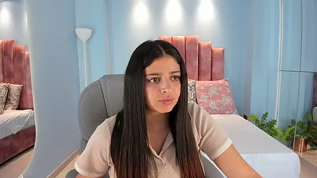 kylie reyes online show from 11-18-25, 07:39