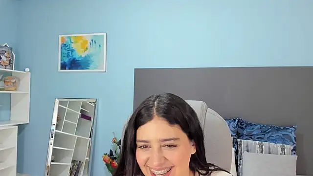 Snapshot of kylie_reyes chatting on 10-02-25, 08:23 kylie reyes online show from 10-02-25, 08:23