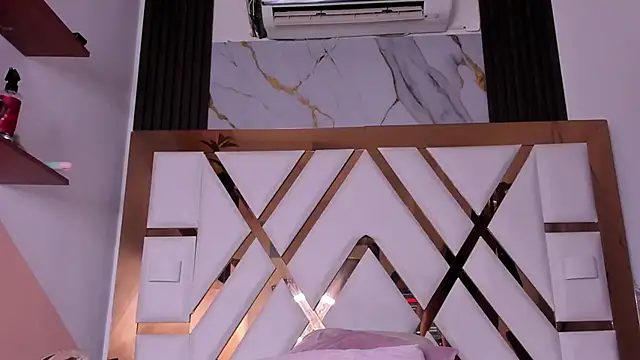 Snapshot of KonnySumer chatting on 09-20-25, 12:10 KonnySumer online show from 09-20-25, 12:10