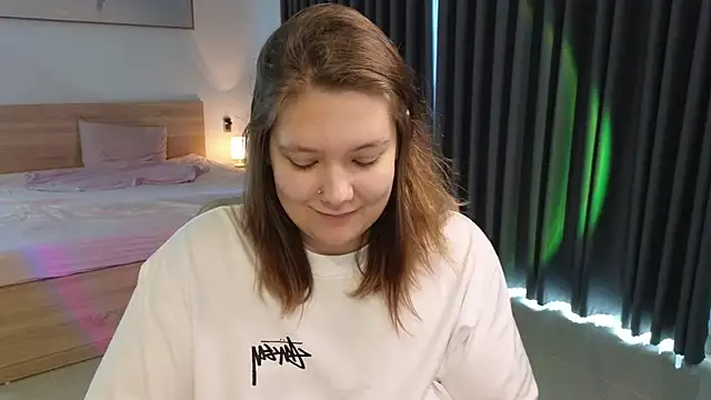 DjennaPalme online show from 05-15-26, 07:17